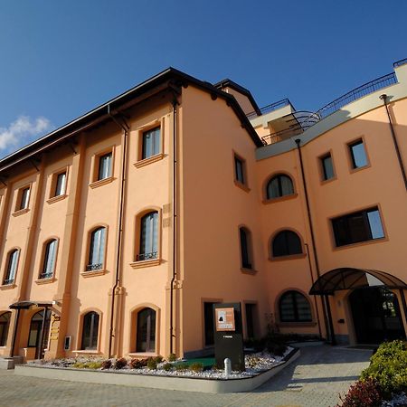 Hotel La Cartiera วิญโญลา ภายนอก รูปภาพ