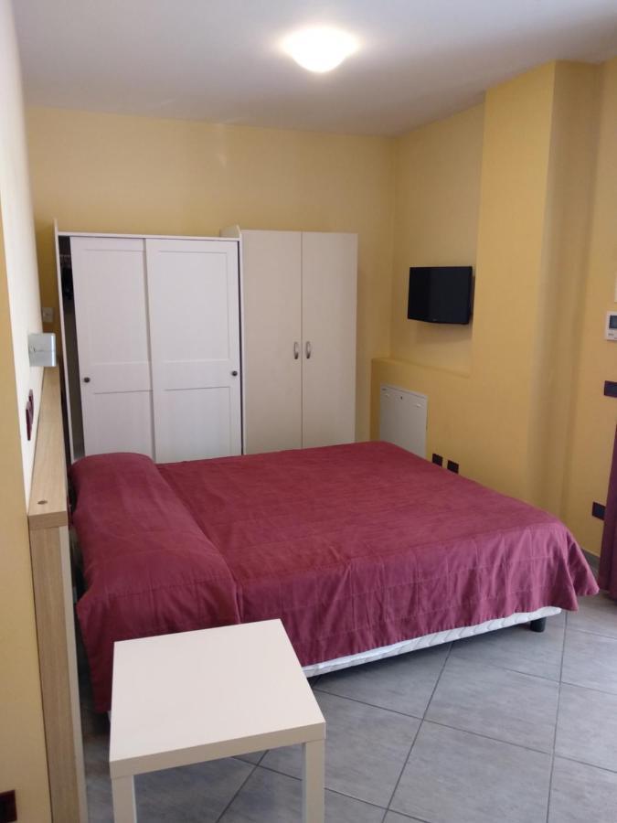 Hotel La Cartiera วิญโญลา ภายนอก รูปภาพ