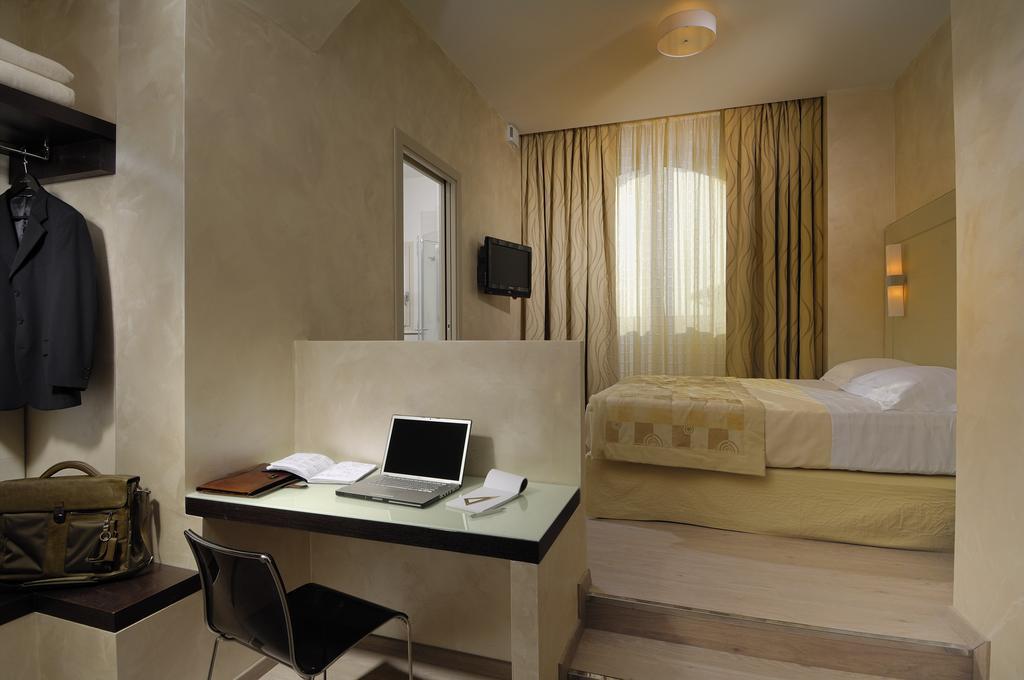 Hotel La Cartiera วิญโญลา ภายนอก รูปภาพ